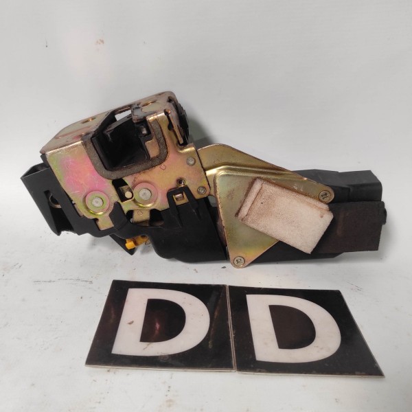 Trava Elétrica Dianteira Direita Volvo S40 1995 2004