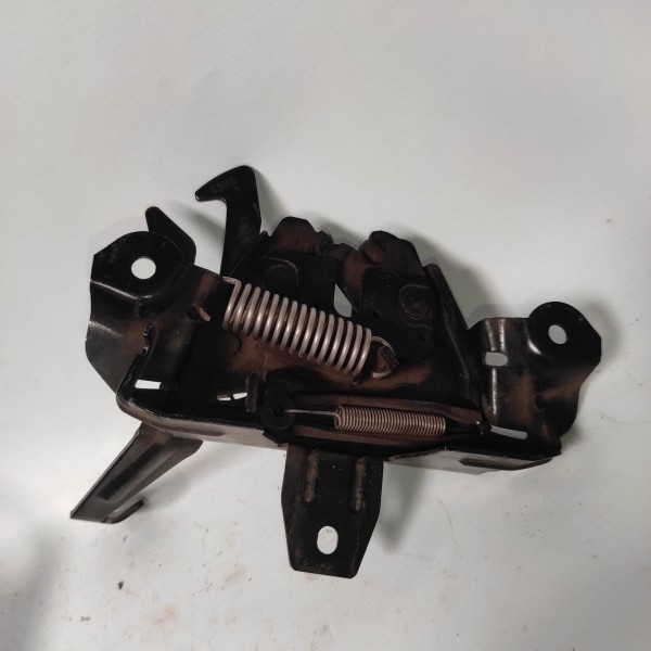 Trava Capo Volvo S40 1995 2004