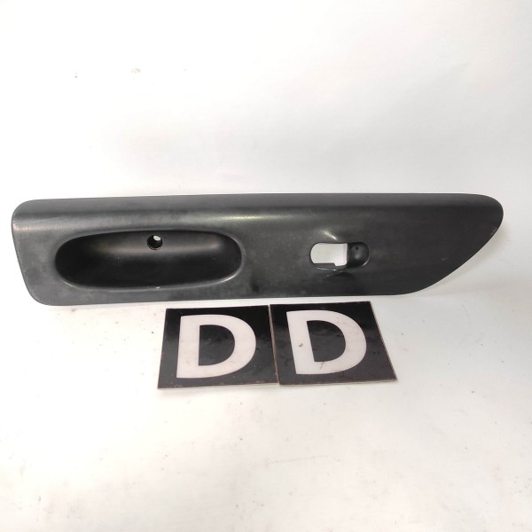 Moldura Botao Vidro Elétrico Diant Dir Renault Laguna 95 01