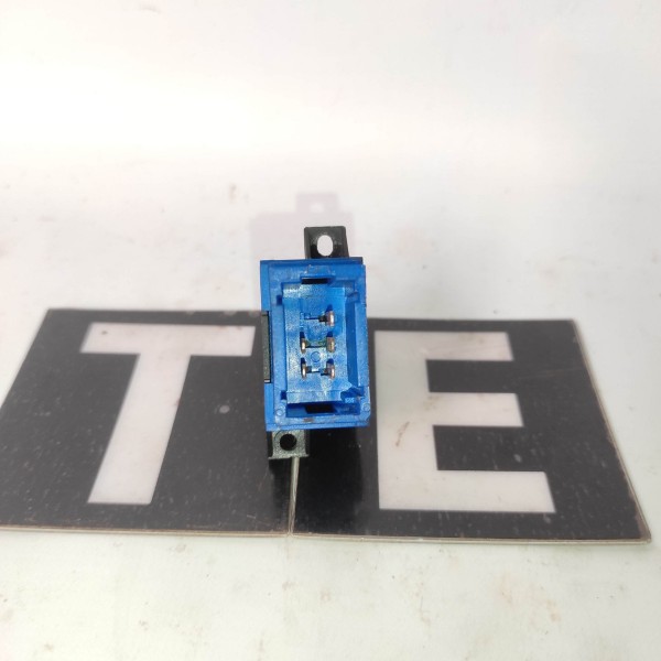 Botao Vidro Eletrico Traseiro Esquerdo Laguna 95 01