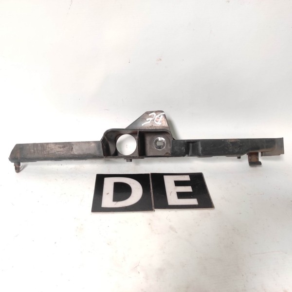 Guia Parachoque Dianteiro Esquerdo Renault Laguna 1995 2001