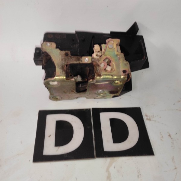 Trava Elétrica Dianteira Esquerda Renault Laguna 1995 2001