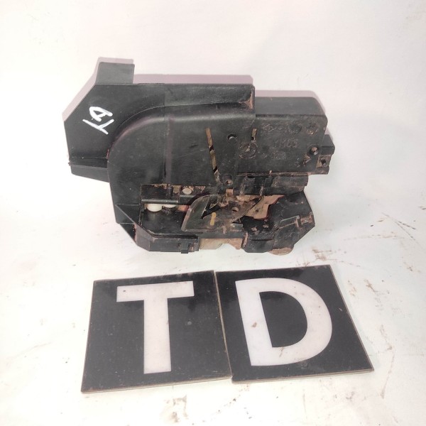 Trava Eletrica Traseira Direita Renault Laguna 1995 2001