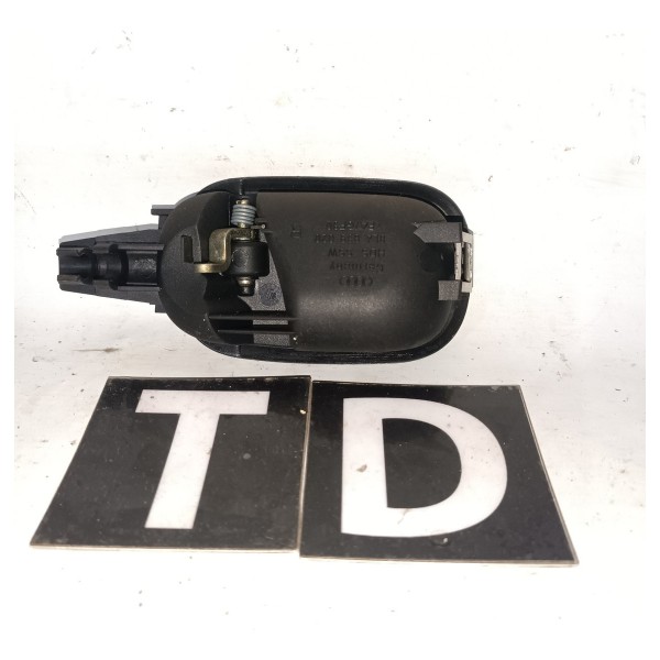 Macaneta Traseira Direita Audi A3 97 05 Traseira