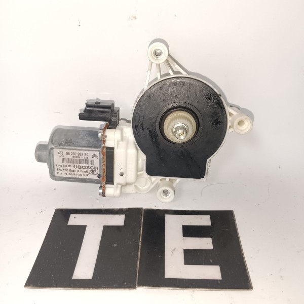 Motor Maquina De Vidro Traseira Esquerda Peugeot 2008 13 19