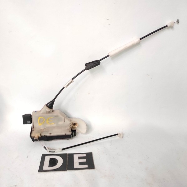 Trava Elétrica Dianteira Esquerda Peugeot 2008 2013 2019