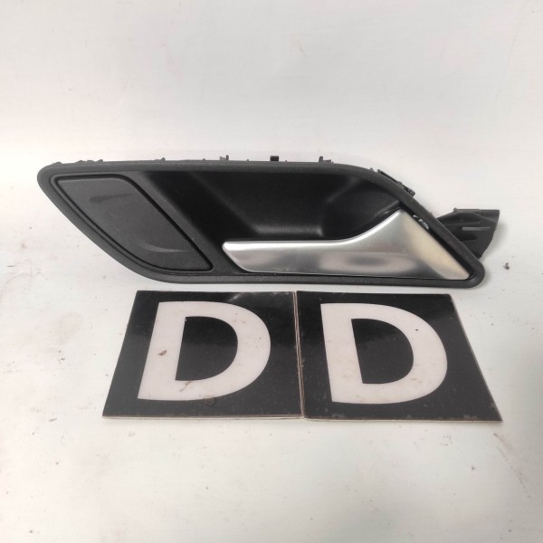 Macaneta Interna Dianteira Direita Audi A3 2013 2019 Dianteira