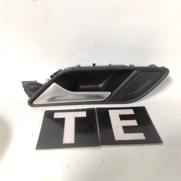 Macaneta Interna Traseira Esquerda Audi A3 2013 2019 Traseira