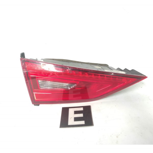 Lanterna Esquerda Tampa Traseira Audi A3 2013 2019 Esquerdo/motorista