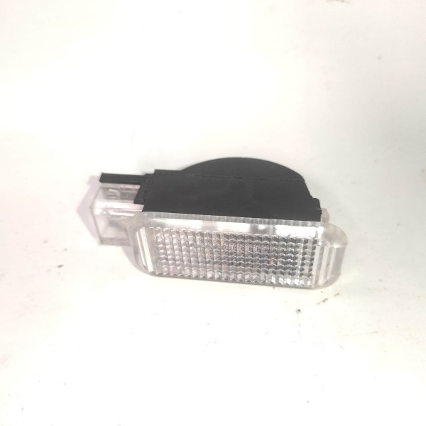 Luz Cortesia Pés 4b0947416a Audi A3 2013 2019