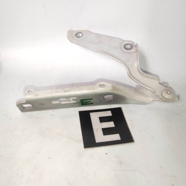 Dobradiça Esquerda Capo Audi A3 2013 2019