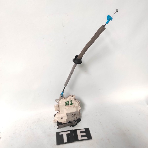 Trava Elétrica Traseira Esquerda 8k0839015c Audi A3 13 19