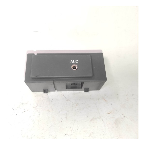 Entrada Auxiliar 8v0035724 Audi A3 2013 2019