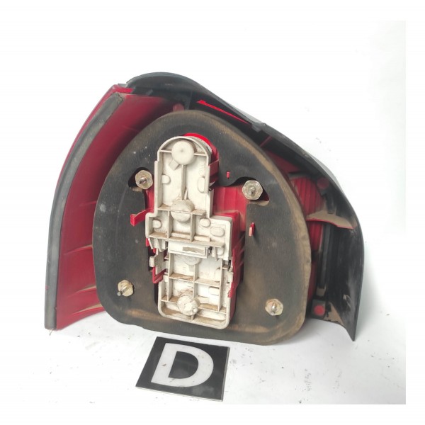 Lanterna Traseira Direira Audi A3 2000 2005 Detalhe