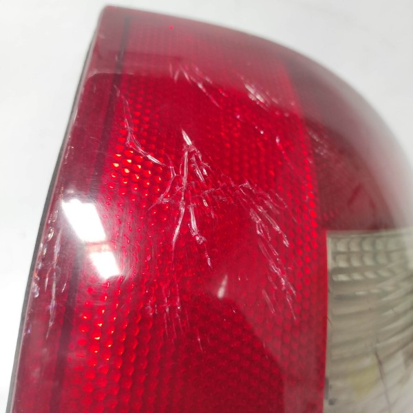 Lanterna Traseira Esquerda Audi A3 2000 2005 Detalhe