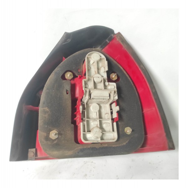 Lanterna Traseira Esquerda Audi A3 2000 2005 Detalhe