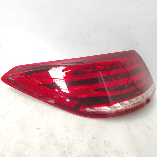 Lanterna Traseira Esquerda Mercedes E250 Coupe 2013 2018