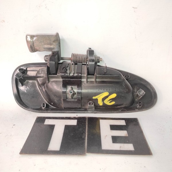 Macaneta Externa Traseira Esquerda Honda Accord Cd5 93 97 Preto Traseira