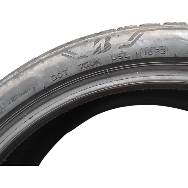 Pneu Bridgestone Runflat 245/40r21 Dot 1523 1500km Uso
