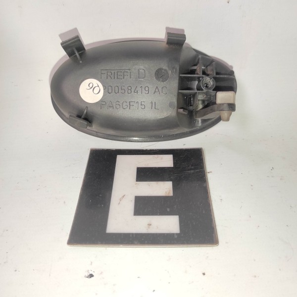 Maçaneta Interna Esquerda Mercedes Clk320 2003 2009