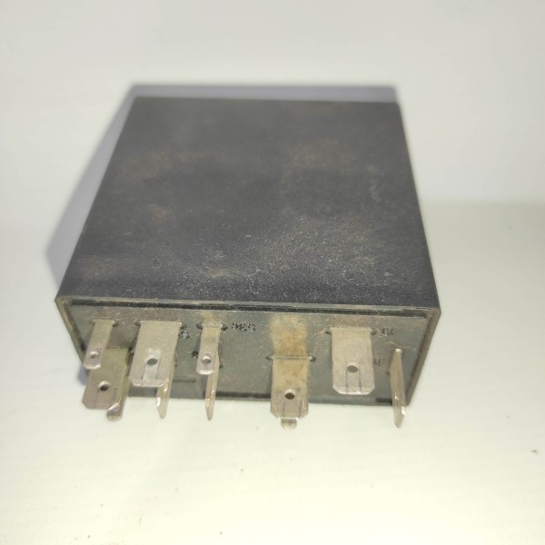 Relé Limpador Parabrisa 4b0955531a Audi A3 Golf Bora 1997 05