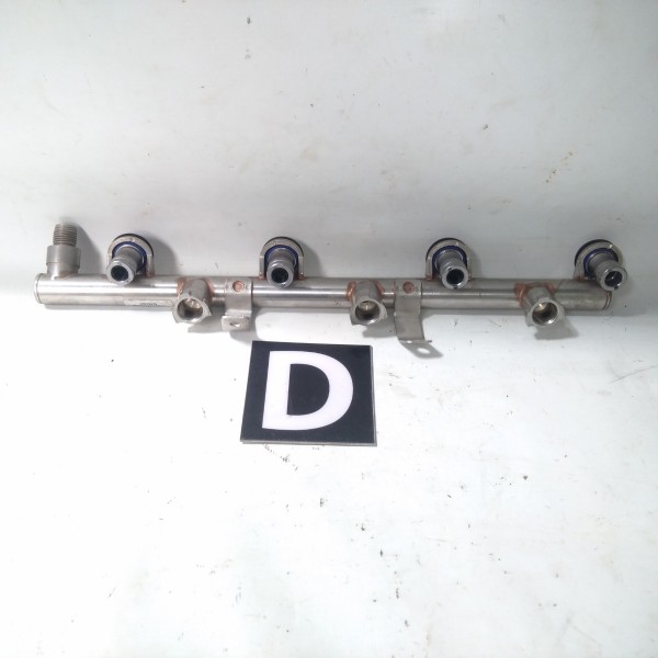 Flauta Combustivel Direito Chevrolet Captiva 3.0 Awd