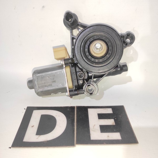 Motor Vidro Dianteiro Esquerdo 5q0959801b Vw Golf 2014 2020