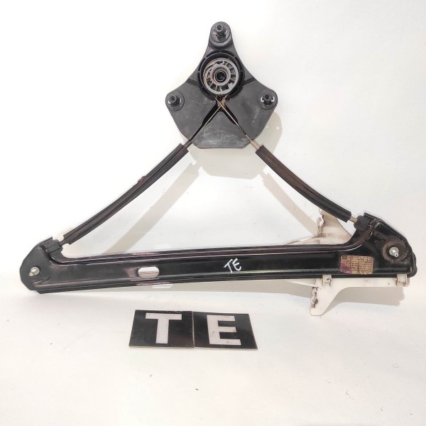 Maquina De Vidro Traseira Esquerda Vw Golf Variant 2015 2019