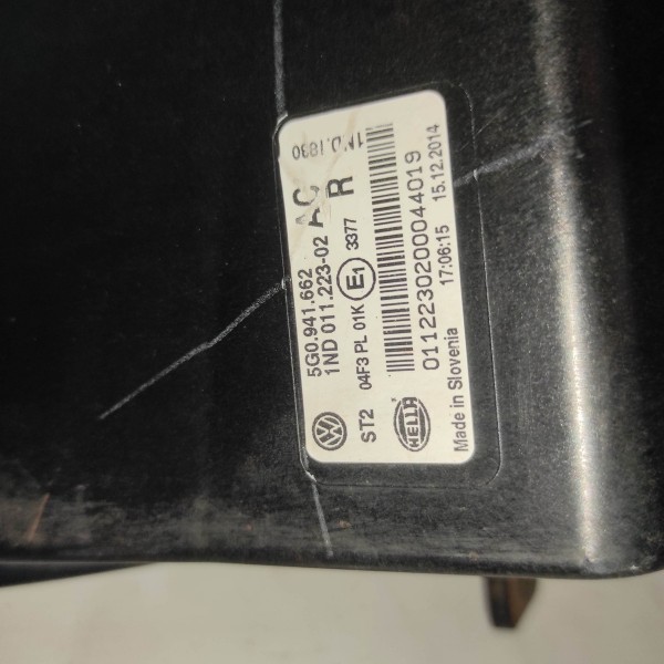 Farol De Milha Direito Vw Golf 2014 2020 5g0941662