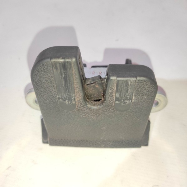 Trava Tampa Traseira Vw Golf Variant 2015 2019 5g0827505a