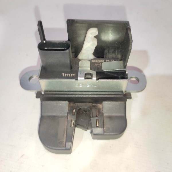 Trava Tampa Traseira Vw Golf Variant 2015 2019 5g0827505a