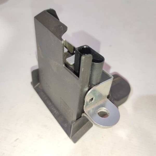 Trava Tampa Traseira Vw Golf Variant 2015 2019 5g0827505a