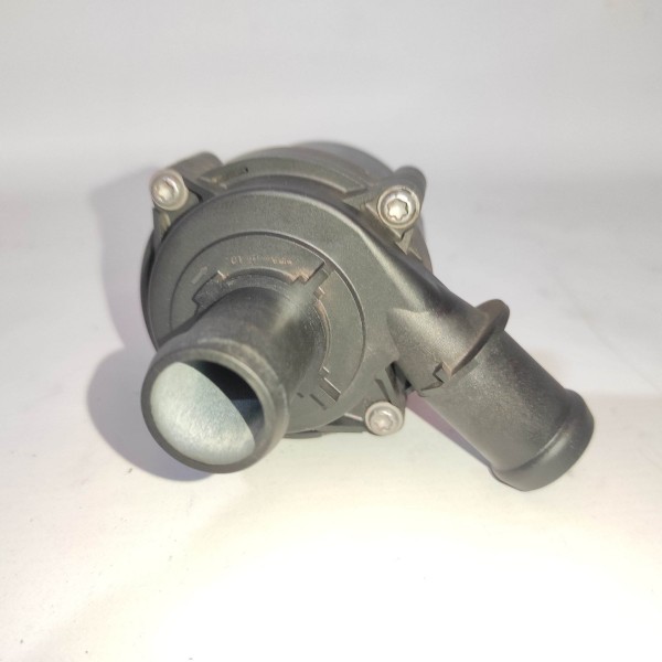 Bomba De Água Auxiliar Vw Golf 1.4 Tsi 2014 2020 5q0965567