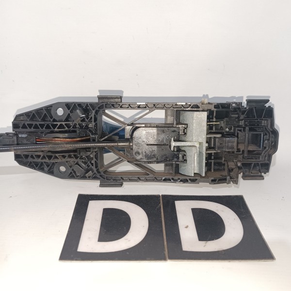 Macaneta Externa Dianteira Direita Keyless Vw Golf 2014 2020