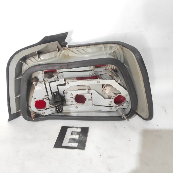 Lanterna Esquerda Bicolor Bmw 318 323 325 328 E36 1992 1997 Esquerdo/motorista