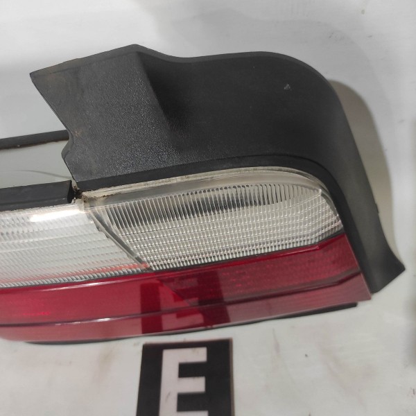 Lanterna Esquerda Bicolor Bmw 318 323 325 328 E36 1992 1997 Esquerdo/motorista