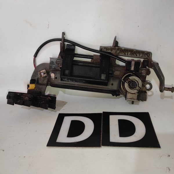 Macaneta Externa Dianteira Direita Bmw 318 323 325 328 92 97