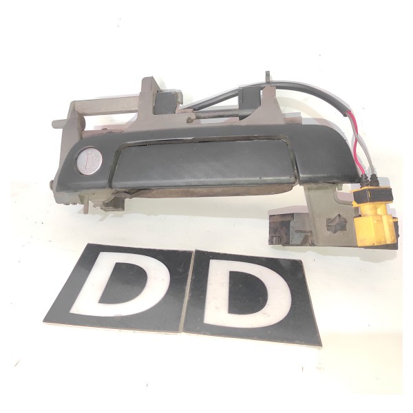 Macaneta Externa Dianteira Direita Bmw 318 323 325 328 92 97