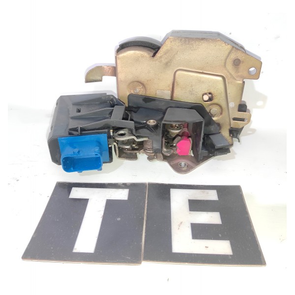 Trava Porta Traseira Esquerda Bmw 318 323 325 328 E36 92 97