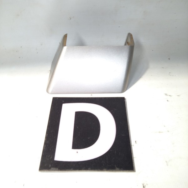 Acabamento Meio Rack De Teto Direito Chevrolet Captiva 06 18