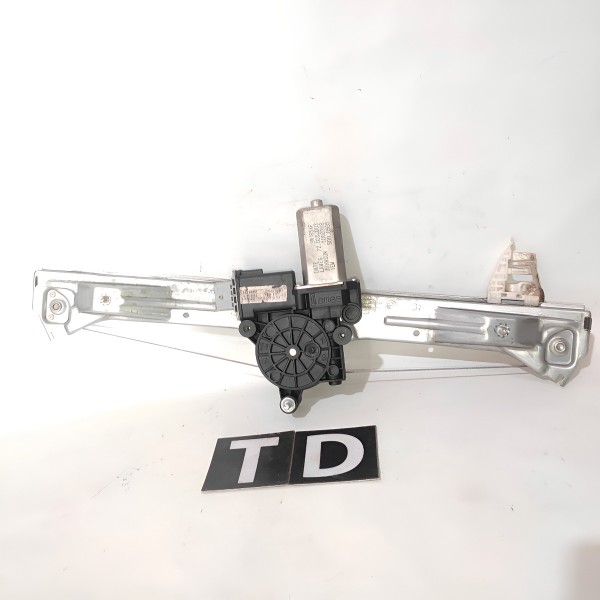 Maquina De Vidro Traseira Direita Fiat Bravo 2011 2016