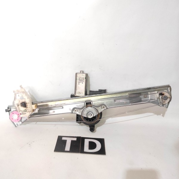 Maquina De Vidro Traseira Direita Fiat Bravo 2011 2016