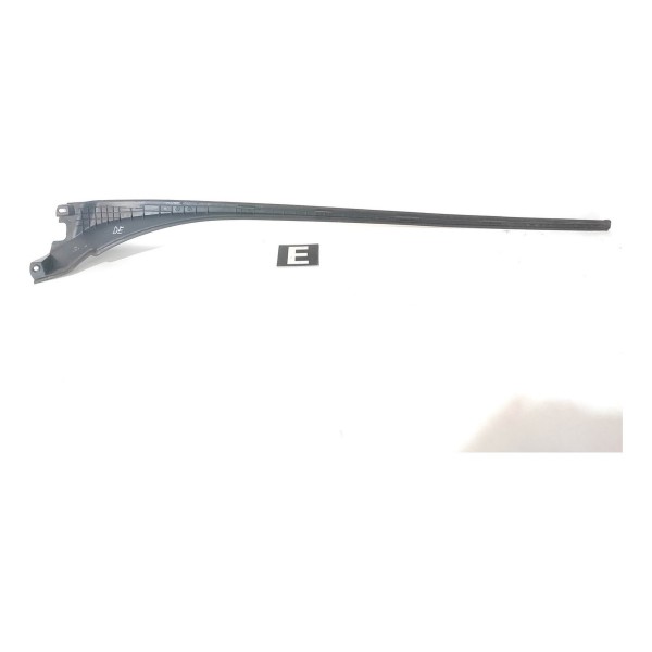 Friso Esquerdo Parabrisa Fiat Bravo 2011 2016