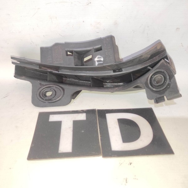 Guia Direito Parachoque Traseiro Fiat Bravo 2011 2016