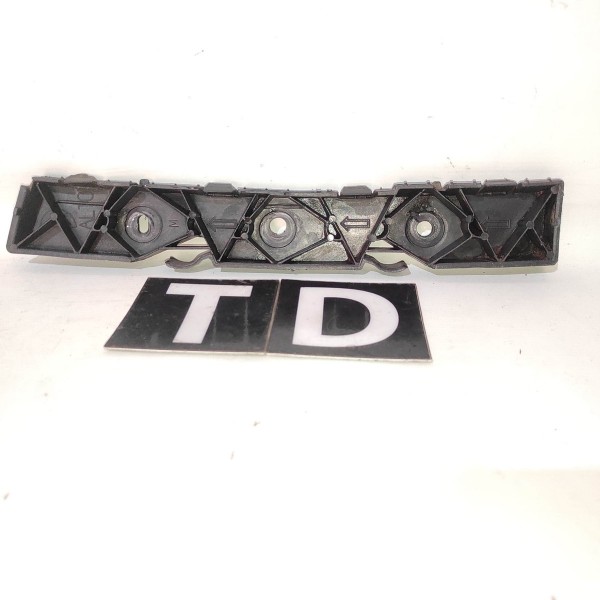 Guia Direito Parachoque Traseiro Fiat Bravo 2011 2016