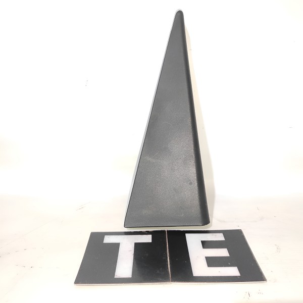 Moldura Porta Traseira Esquerda Gm Captiva 2008 2018 Preto