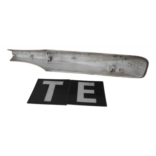 Moldura Traseira Rack Teto Esquerdo Gm Captiva 08 18 Detalhe