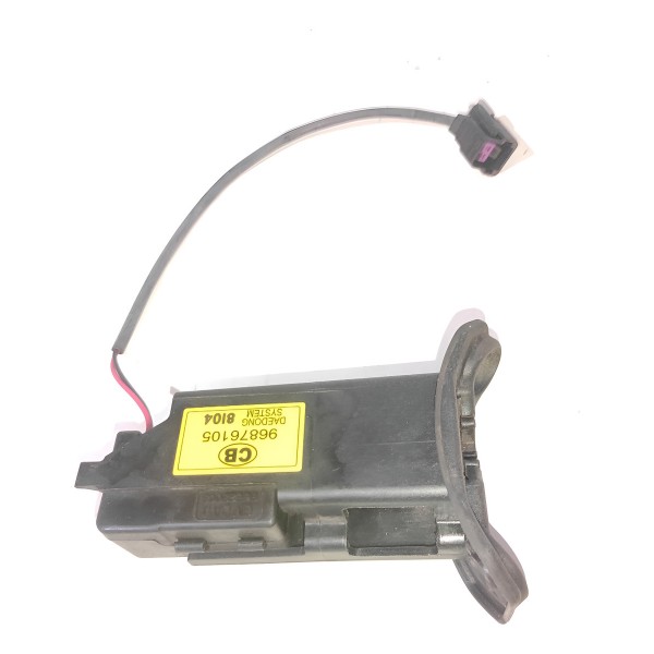 Trava Portinhola Tanque Combustivel Gm Captiva 2008 2018 2010