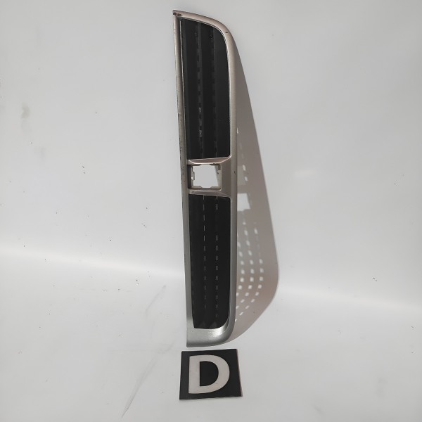 Moldura Paralama Direito Gm Captiva 2008 2018 Detalhe