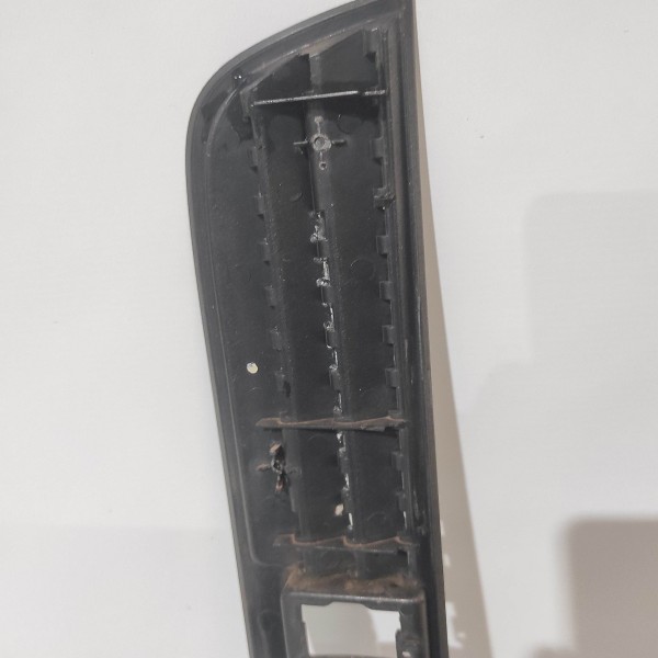 Moldura Paralama Direito Gm Captiva 2008 2018 Detalhe